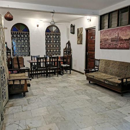 Crown Hotel Zanzibar Eksteriør bilde