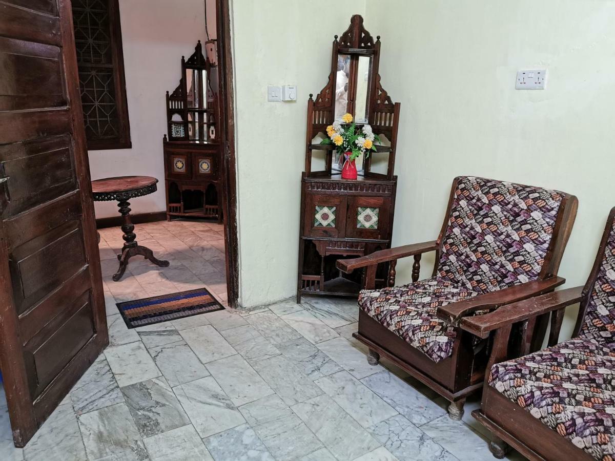 Crown Hotel Zanzibar Eksteriør bilde