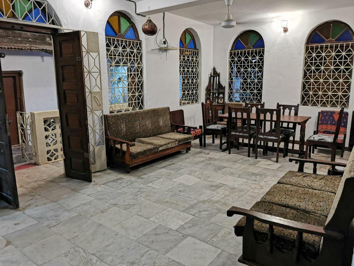 Crown Hotel Zanzibar Eksteriør bilde