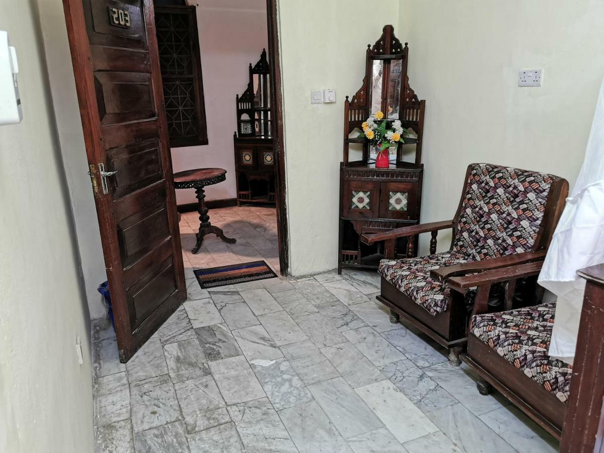 Crown Hotel Zanzibar Eksteriør bilde