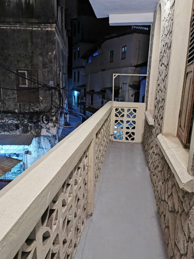 Crown Hotel Zanzibar Eksteriør bilde