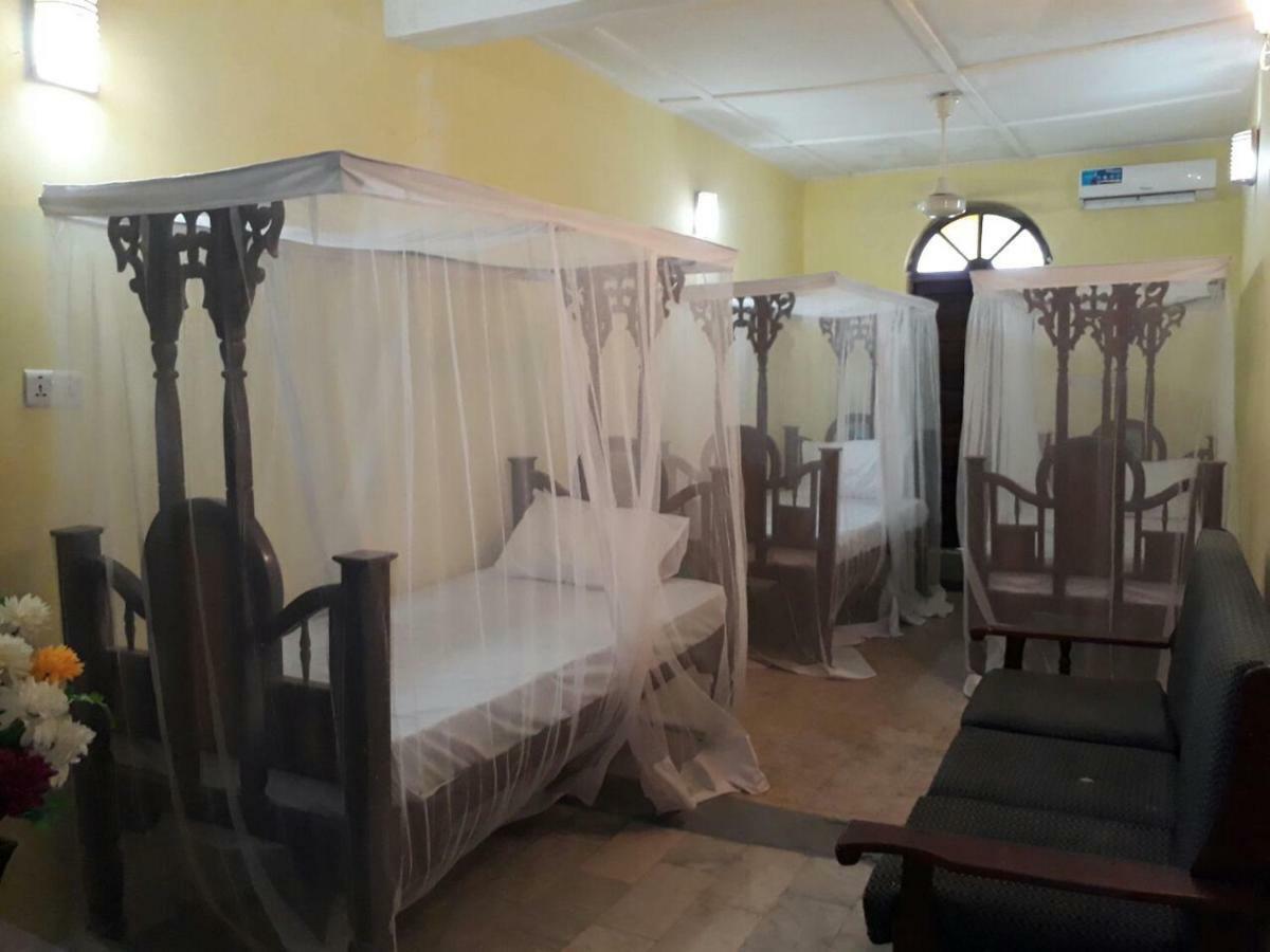 Crown Hotel Zanzibar Eksteriør bilde